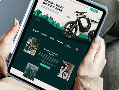 A Girl show in Teblet E- Bike